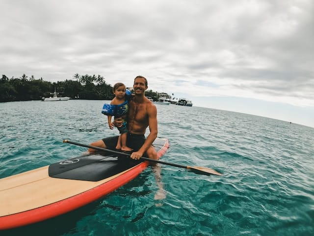 practicar Kayak con niños