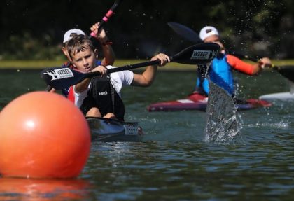 Cómo comenzar a practicar kayak