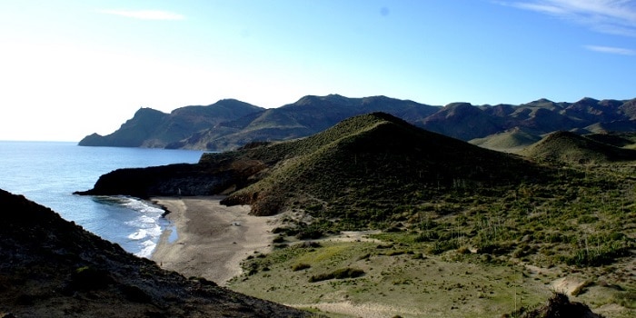 playas desconocidas en Cabo de Gata