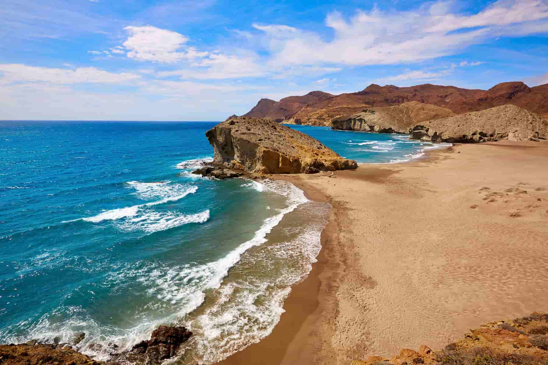 Como es el transporte publico a Cabo de Gata