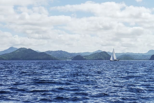 rutas para paseos en barco en cabo de gata