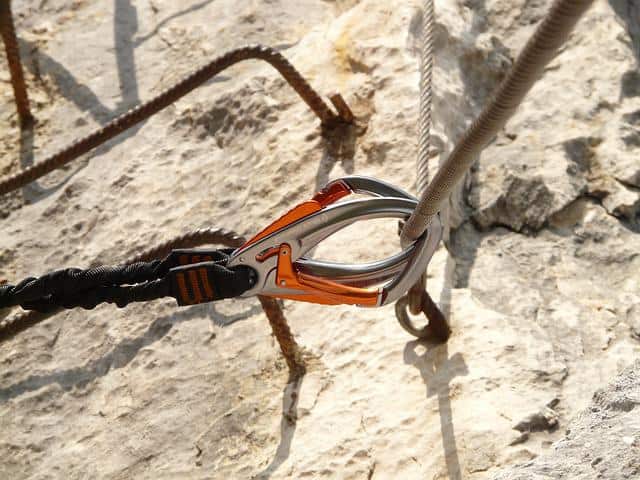 equipo de seguridad vía ferrata