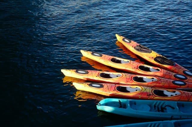 Diferencias entre kayaks hinchables y rígidos